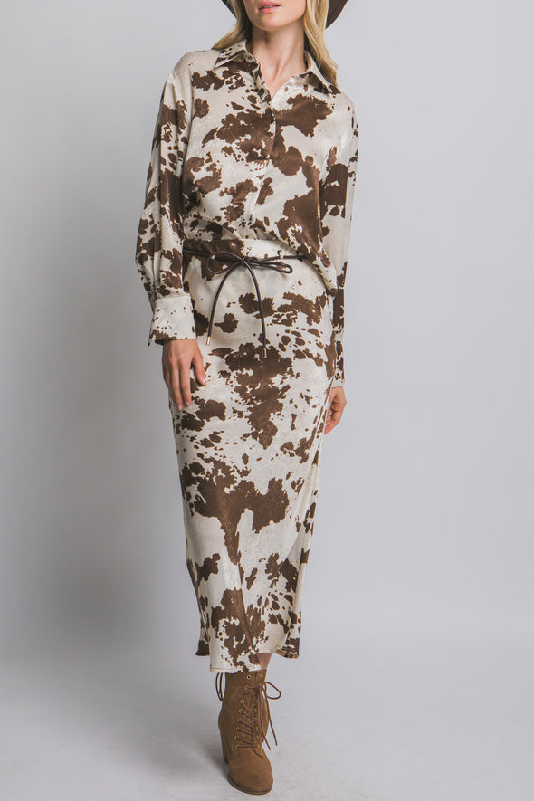 MARGA –  CONJUNTO CAMISA SATINADA Y FALDA