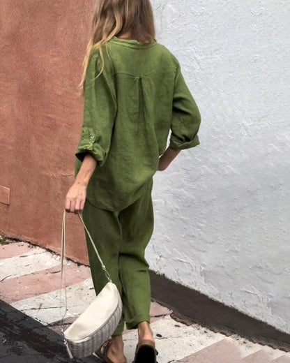 MERCEDES – CONJUNTO CAMISA Y PANTALÓN RECTO