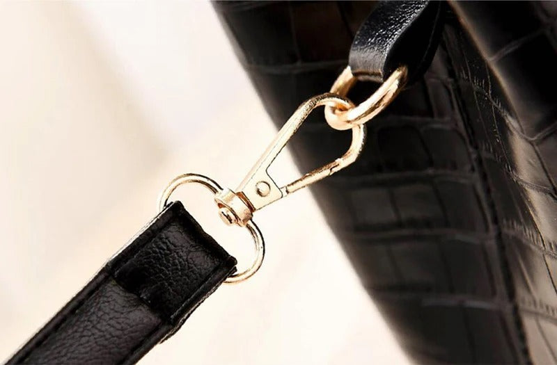 ELVIRA - BOLSO CUBO SOFISTICADO