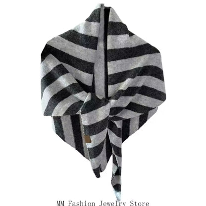 TESSA - PASHMINA CON NUDO DECORATIVO