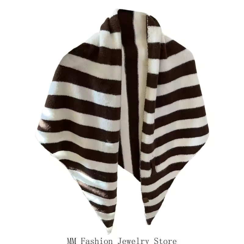 TESSA - PASHMINA CON NUDO DECORATIVO