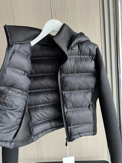 CARLA – CHAQUETA ACOLCHADA CON CAPUCHA LIGERA