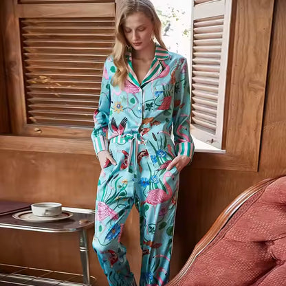 NAIARA – PIJAMA SATINADA ESTAMPADA Y PANTALÓN