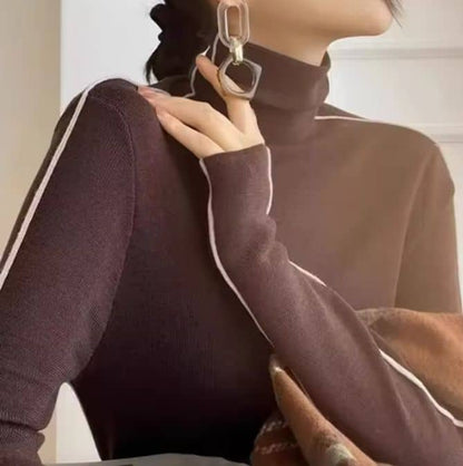 LOLA – JERSEY CUELLO ALTO ENTALLADO LISO